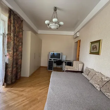 2-Х Квартира Поруч З Сумською, Госпіталь, Парк Центральний Kharkiv Exterior photo